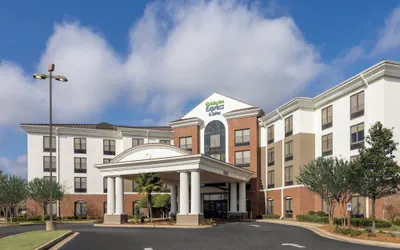 Photo 2 - Holiday Inn Express & Suites Flowood by IHG