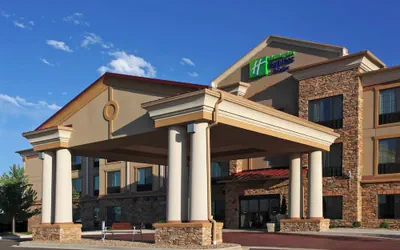 Photo 2 - Holiday Inn Express Hotel & Suites Longmont by IHG