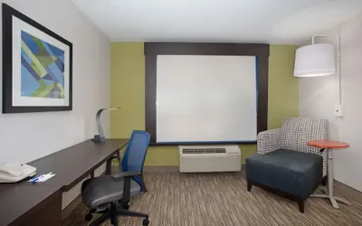 Photo 4 - Holiday Inn Express Hotel & Suites Longmont by IHG