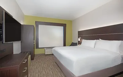 Photo 5 - Holiday Inn Express Hotel & Suites Longmont by IHG
