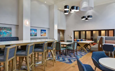 Photo 4 - Hampton Inn & Suites Clearwater/St. Petersburg-Ulmerton Road, FL
