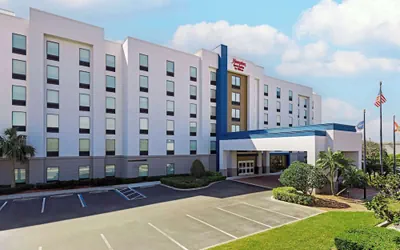 Photo 2 - Hampton Inn & Suites Clearwater/St. Petersburg-Ulmerton Road, FL