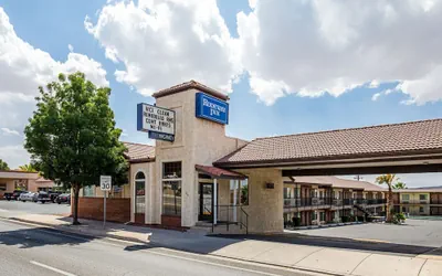 Photo 2 - Rodeway Inn St George North - Near Pioneer Park