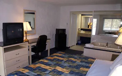 Photo 4 - Superlodge Atlantic City Absecon