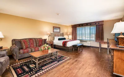 Photo 5 - Best Western Plus Kelly Inn & Suites