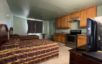 Photo 5 - Executive Lodge Inn Stockton CA