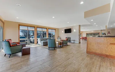 Photo 3 - Comfort Suites Huntsville MidCity District at Research Park