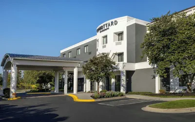 Photo 2 - Courtyard by Marriott Harrisburg West/Mechanicsburg