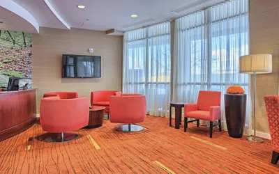 Photo 3 - Courtyard by Marriott Harrisburg West/Mechanicsburg
