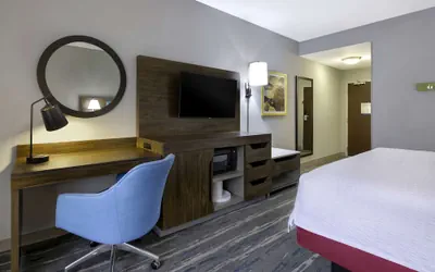 Photo 5 - Hampton Inn & Suites Jackson