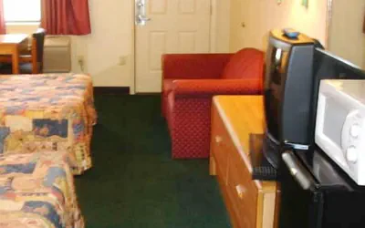 Photo 5 - Luxury Inn & Suites Forrest City