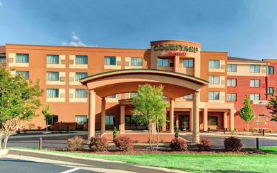 Courtyard by Marriott Anniston Oxford