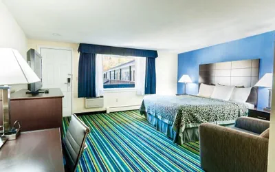 Photo 2 - Beacon Inn and Suites