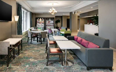 Photo 3 - Hampton Inn Freeport