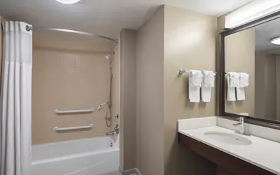 Photo 5 - Staybridge Suites Indianapolis-Airport by IHG