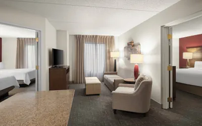 Photo 4 - Staybridge Suites Indianapolis-Airport by IHG