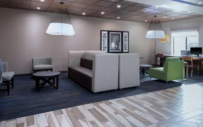 Photo 2 - Holiday Inn Express & Suites Roanoke Rapids SE by IHG