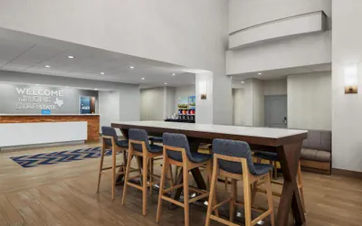 Photo 3 - Hampton Inn & Suites Port Arthur