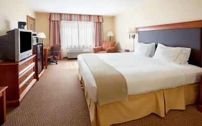 Photo 4 - Holiday Inn Express Hotel & Suites Laredo-Event Center Area by IHG