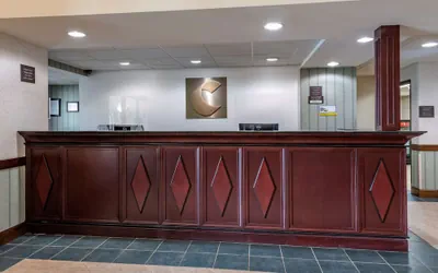 Photo 4 - Comfort Inn & Suites Lake George