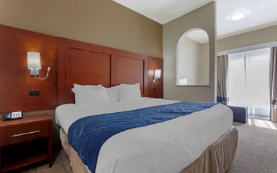 Photo 5 - Comfort Suites Gainesville