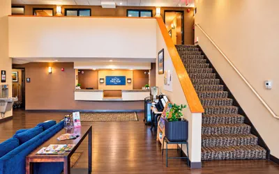 Photo 3 - Manitou Pikes Peak Hotel