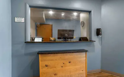 Photo 3 - Extended Stay America Select Suites - Tallahassee - Northwest