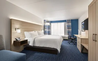 Photo 3 - Holiday Inn Express Dumfries by IHG