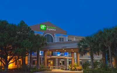 Photo 2 - Holiday Inn Express & Suites West Palm Beach Metrocentre by IHG