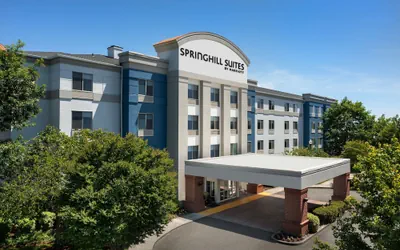 Photo 2 - SpringHill Suites by Marriott Portland Vancouver