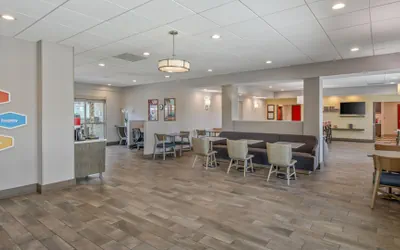 Photo 5 - Hampton Inn Channel Islands Harbor/Oxnard