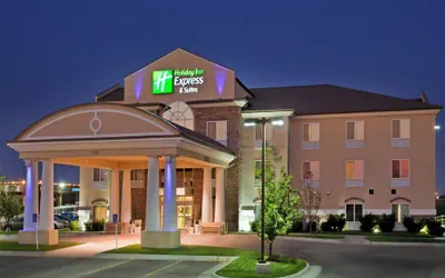 Photo 2 - Holiday Inn Express & Suites Wichita Airport by IHG