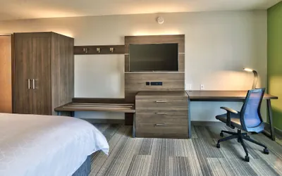 Photo 5 - Holiday Inn Express Socorro by IHG