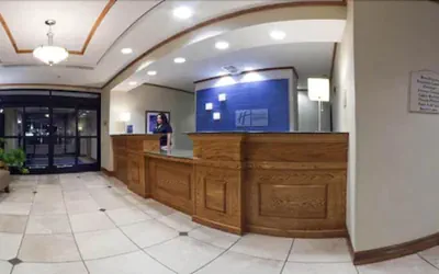 Photo 3 - Holiday Inn Express Socorro by IHG