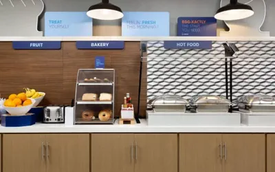 Photo 4 - Holiday Inn Express Hotel & Stes Salt Lake City-Airport East by IHG