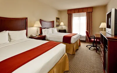 Photo 3 - Holiday Inn Express & Suites Morristown by IHG
