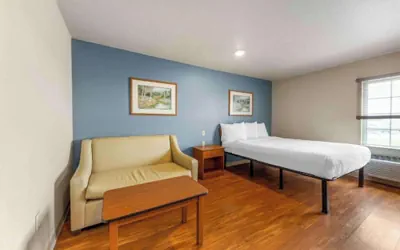 Photo 5 - Studio 6 Extended Stay Oklahoma City Norman OK