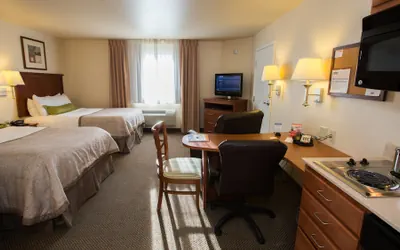 Photo 4 - Candlewood Suites Springfield by IHG