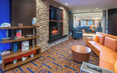 Photo 2 - Courtyard by Marriott Montgomery Prattville