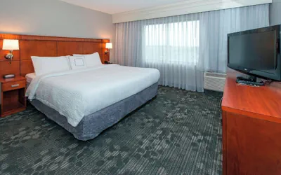 Photo 5 - Courtyard by Marriott Montgomery Prattville