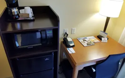 Photo 5 - Fairfield Inn & Suites Temecula by Marriott