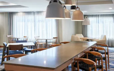 Photo 3 - Fairfield Inn & Suites by Marriott Burlington