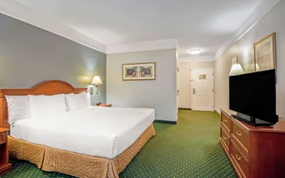 Photo 5 - La Quinta Inn & Suites by Wyndham Stephenville