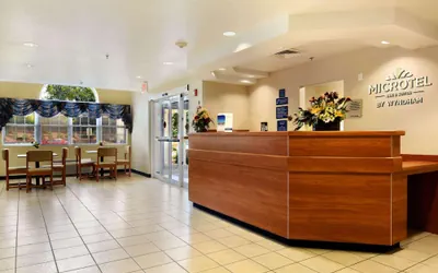 Photo 3 - SureStay by Best Western Huntsville East