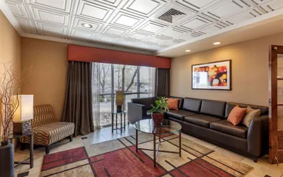 Photo 4 - Best Western Brighton Inn