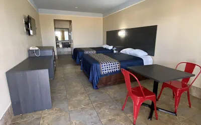 Photo 2 - Texas Inn and Suites McAllen at La Plaza Mall and Airport