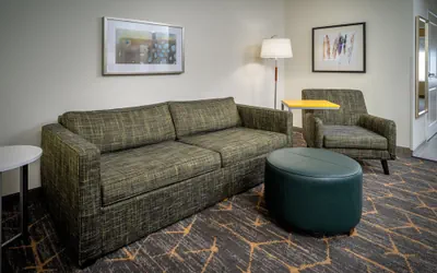 Photo 2 - Holiday Inn Hotel & Suites Beckley by IHG