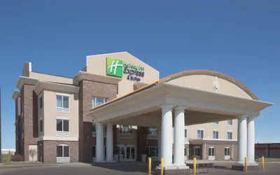 Photo 2 - Holiday Inn Express & Suites Minot by IHG