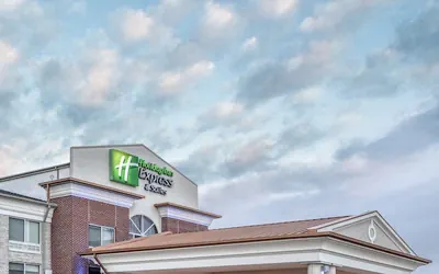 Holiday Inn Express & Suites Vandalia by IHG