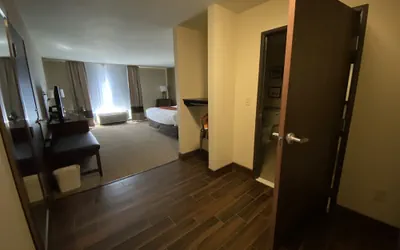 Photo 5 - Comfort Inn & Suites Goodland